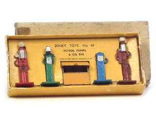 Lot 790 - DINKY TOYS (GB) (1)