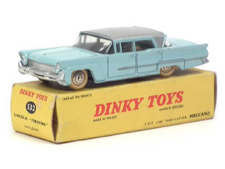 Lot 749 - DINKY TOYS (FRANCE) (1)