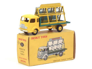 Lot 739 - DINKY TOYS (FRANCE) (1)