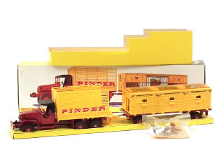 Lot 769 - DINKY TOYS (FRANCE) (1)