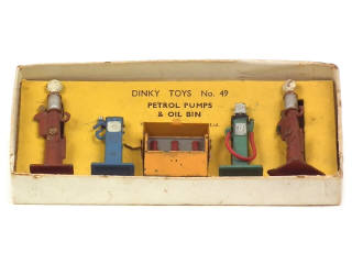Lot 789 - DINKY TOYS (GB) (1)