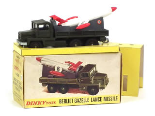 Lot 768 - DINKY TOYS (FRANCE) (1)