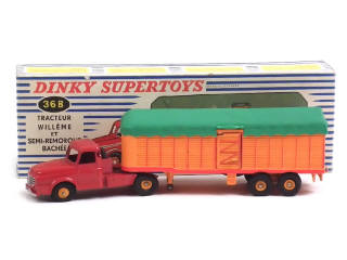 Lot 741 - DINKY TOYS (FRANCE) (1)