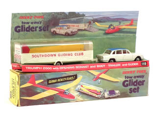 Lot 632 - DINKY TOYS (GB) (1)