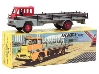 Lot 824 - DINKY TOYS (FRANCE) (1)