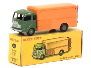 Lot 740 - DINKY TOYS (FRANCE) (1)