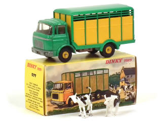 Lot 802 - DINKY TOYS (FRANCE) (1)