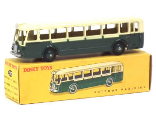 Lot 733 - DINKY TOYS (FRANCE) (1)