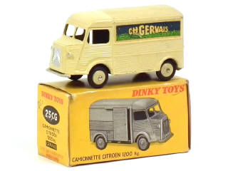 Lot 709 - DINKY TOYS (FRANCE) (1)