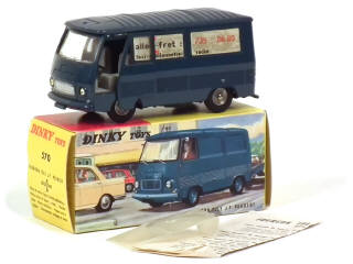 Lot 799 - DINKY TOYS (FRANCE) (1)
