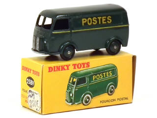 Lot 708 - DINKY TOYS (FRANCE) (1)