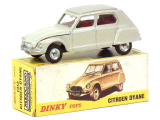 Lot 711 - DINKY TOYS (FRANCE) (1)