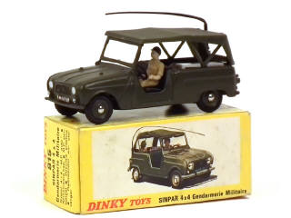 Lot 818 - DINKY TOYS (FRANCE) (1)