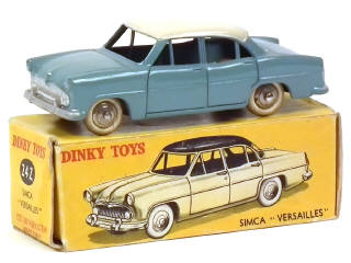 Lot 706 - DINKY TOYS (FRANCE) (1)