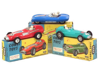 Lot 589 - CORGI TOYS (GB) (3)