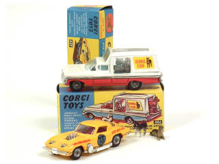 Lot 587 - CORGI TOYS (GB) (2)