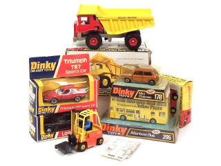 Lot 663 - DINKY TOYS (GB) (6)