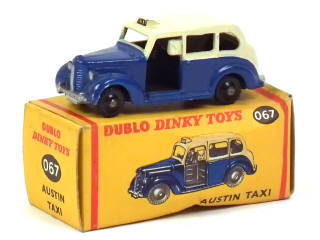 Lot 627 - DINKY TOYS (GB) (1)