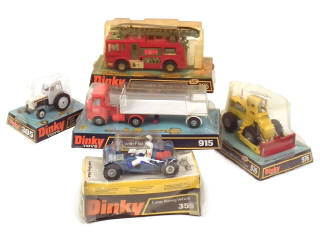 Lot 661 - DINKY TOYS (GB) (5)
