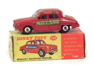 Lot 604 - DINKY TOYS (GB) (1)
