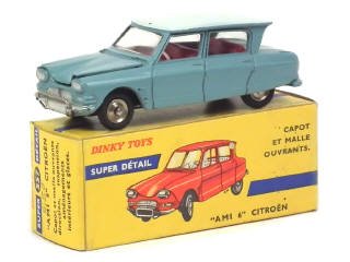 Lot 724 - DINKY TOYS (FRANCE) (1)
