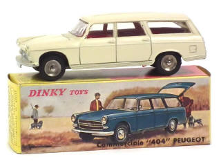 Lot 693 - DINKY TOYS (FRANCE) (1)