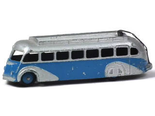 Lot 427 - DINKY TOYS (FRANCE) (1)