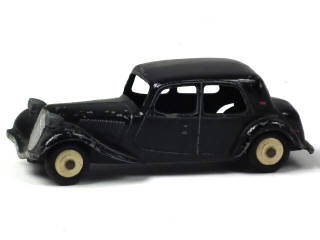 Lot 425 - DINKY TOYS (FRANCE) (1)