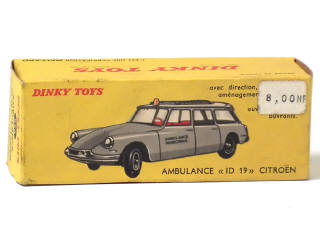 Lot 428 - DINKY TOYS (FRANCE) (1)