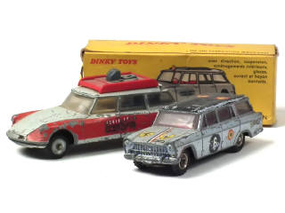 Lot 468 - DINKY TOYS (FRANCE) (3)