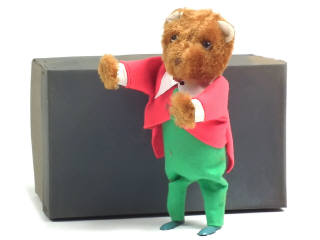 Lot 219 - DIVERS (1)