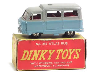 Lot 546 - DINKY TOYS (GB) (1)