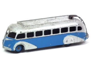 Lot 644 - DINKY TOYS (FRANCE) (1)