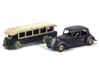Lot 675 - DINKY TOYS (FRANCE) (2)