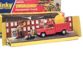 Lot 545 - DINKY TOYS (GB) (1)
