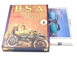 Lot 329 - DIVERS (3)