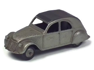 Lot 640 - DINKY TOYS (FRANCE) (1)
