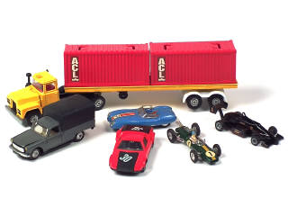 Lot 480 - DIVERS (6)