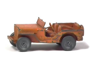 Lot 639 - DINKY TOYS (FRANCE) (1)