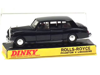 Lot 539 - DINKY TOYS (GB) (1)