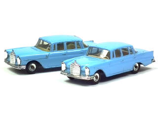 Lot 563 - DINKY TOYS (GB) (2)