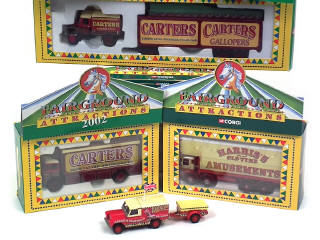 Lot 240 - CORGI TOYS (GB) (5)