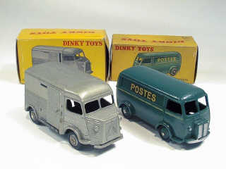 Lot 244 - DINKY TOYS (FRANCE) (2)