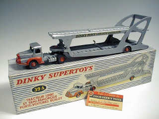 Lot 252 - DINKY TOYS FRANCE (1)