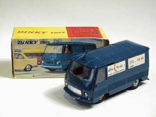Lot 281 - DINKY TOYS FRANCE (1)