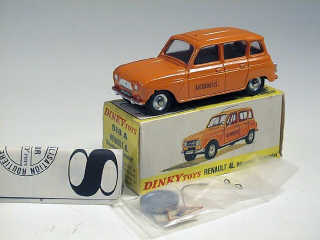 Lot 335 - DINKY TOYS FRANCE (1)