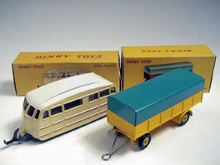 Lot 349 - DINKY TOYS FRANCE (2)