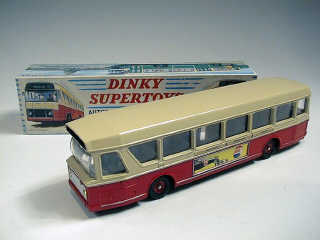 Lot 353 - DINKY TOYS FRANCE (1)