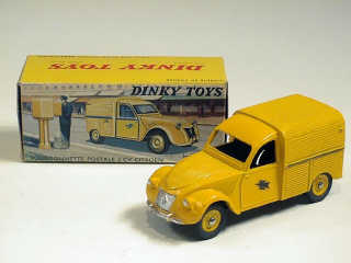 Lot 387 - DINKY TOYS FRANCE (1)