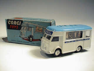 Lot 428 - CORGI TOYS (1)